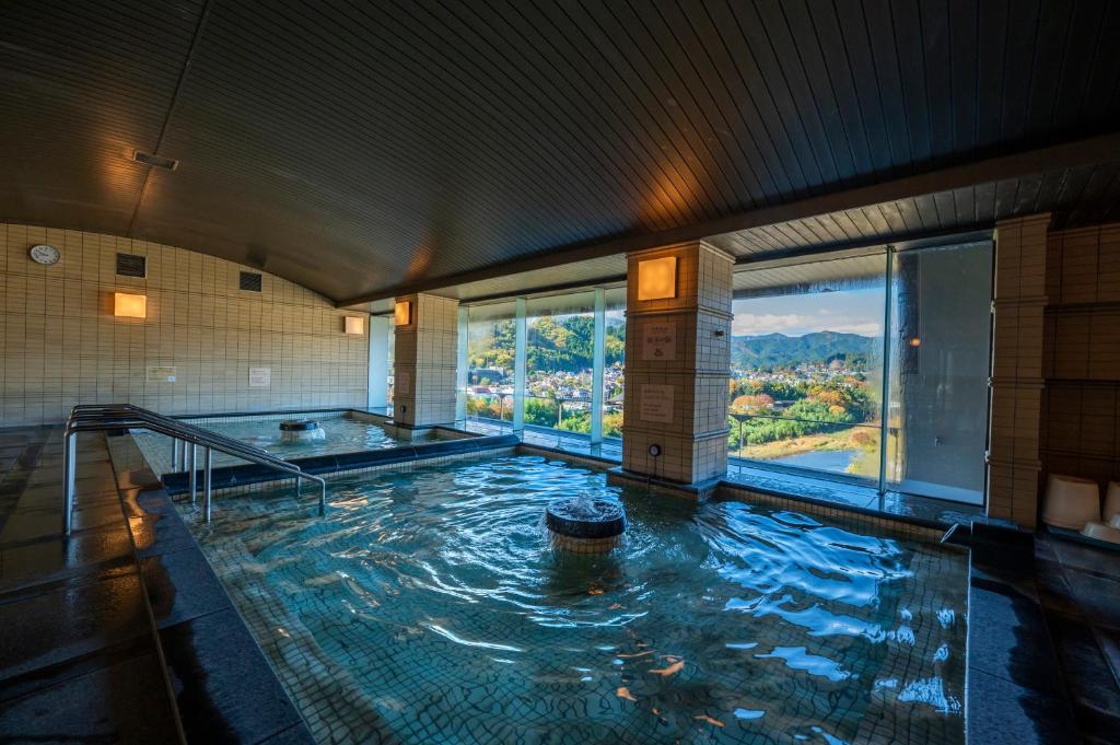 KAMENOI HOTEL Ome - Key Points