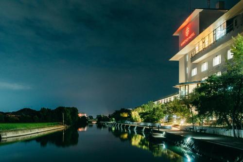 KAMENOI HOTEL Yanagawa - Key Points