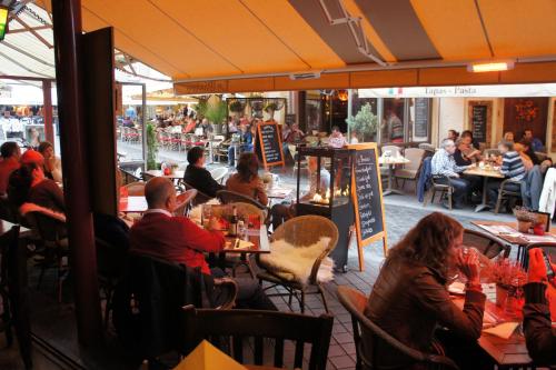 Le Bistro Review