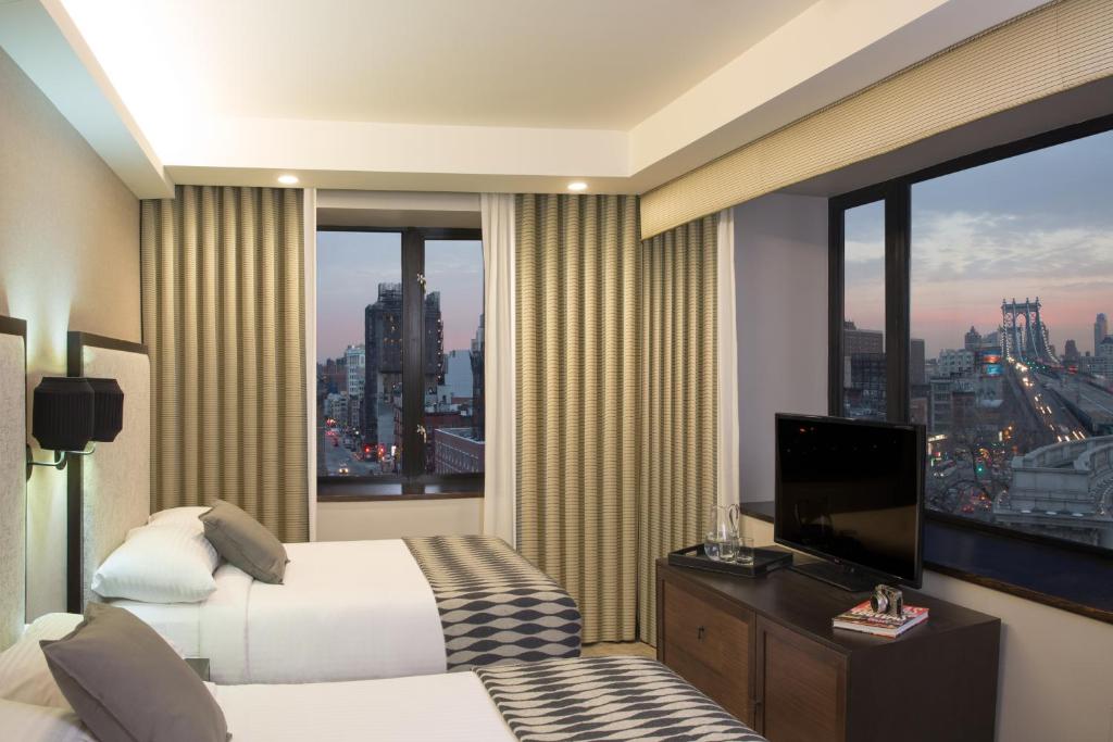 Leon Hotel LES Review