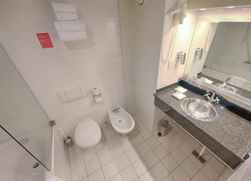Leonardo Hotel Utrecht City Center - About Your Stay
