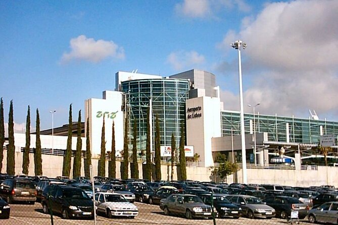 Lisbon Airport Private Transfer to Lisbon