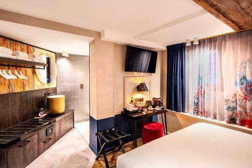 Mister Highland Hotel Review