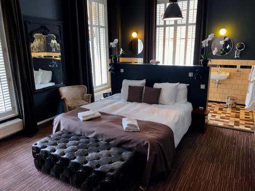 Nijver Hotel - About Your Stay