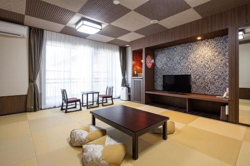 Ooedo Onsen Monogatari Amakusa Hotel Kameya - Key Points