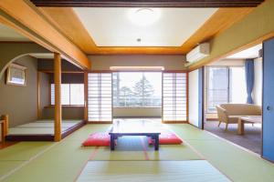 Ooedo Onsen Monogatari Premium Yamashitaya - Key Points