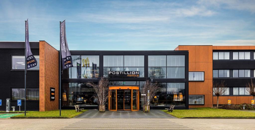 Postillion Hotel Deventer - About Your Stay