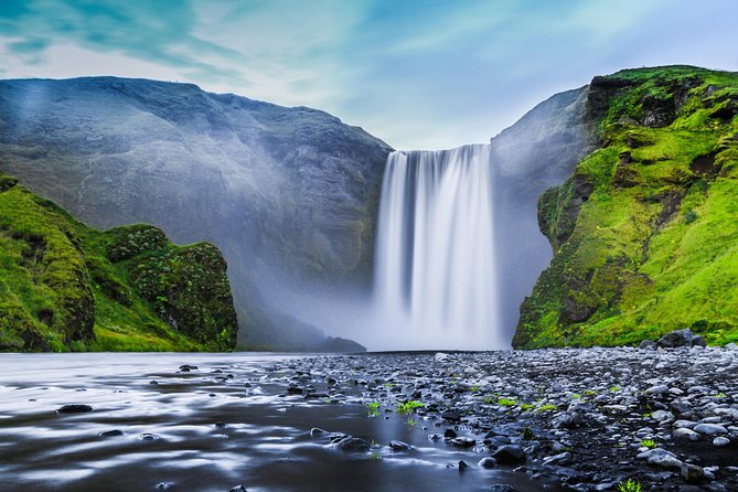 Private Jeep Tour – Premium South Coast and Sólheimajökull Glacier