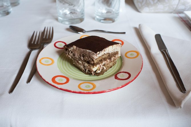Private Pasta & Tiramisu Class at a Cesarinas Home With Tasting in Tivoli