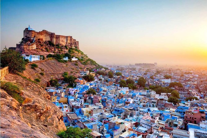 Private Transfer Form Udaipur to Jodhpur With Ranakpur Sightseeing Tour