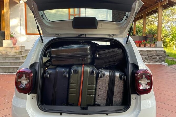 Private Transfer From Mariscal Sucre Airport to City Hotels - Key Points