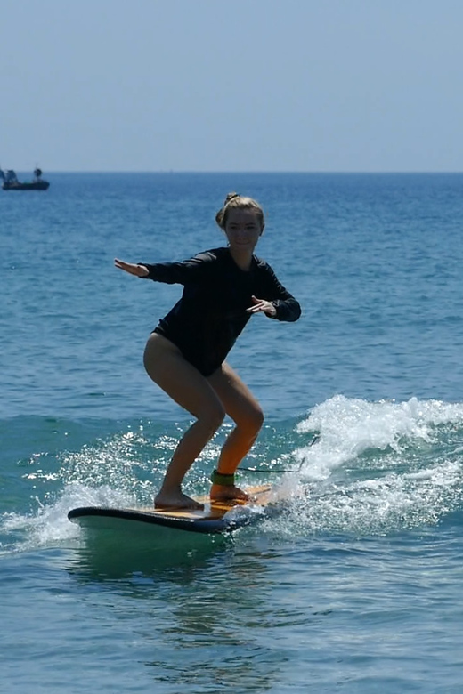 Pro Surf Lessons/Surfboard Rental in Danang Vietnam