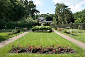 Relais & Chateaux Hotel Estate The Red Copper - About Your Stay