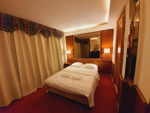Rembrandtplein Hotel - About Your Stay