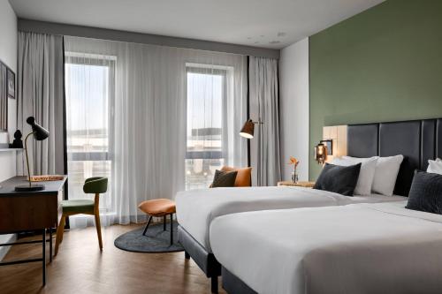 Renaissance Amsterdam Schiphol Airport Hotel Review