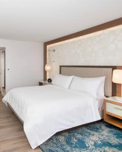 Renaissance Newport Beach Hotel - About Your Stay