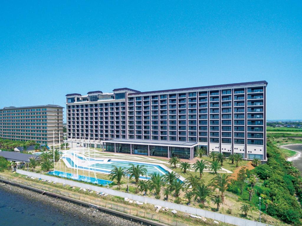 Ryugujo Spa Hotel Mikazuki Fujinttei - Key Points