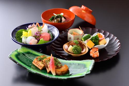 Seikoro Ryokan - Established in 1831 - Key Points