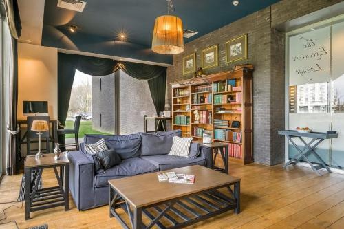 Select Hotel Maastricht - About Your Stay