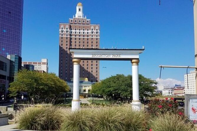 Self-Guided Scavenger Hunt: Roll The Dice In Americas Playground