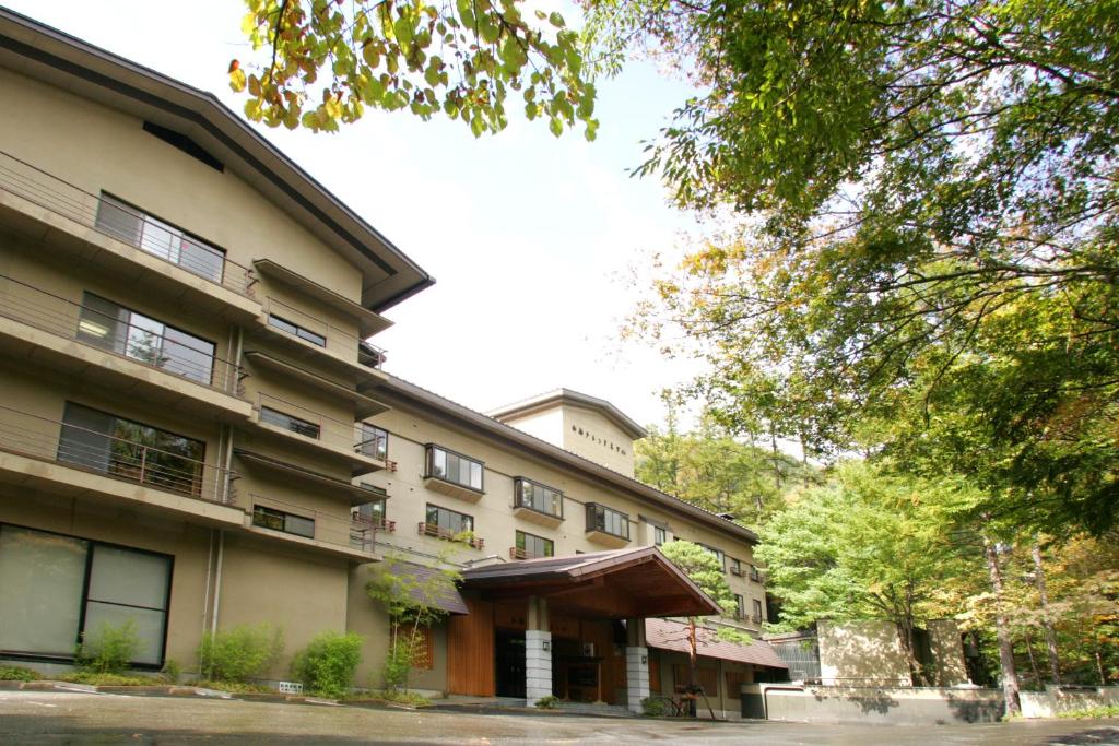 Shirafune Grand Hotel - Key Points