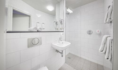 Singel Hotel Amsterdam - About Your Stay