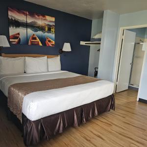 Skylark Shores Resort - About Your Stay