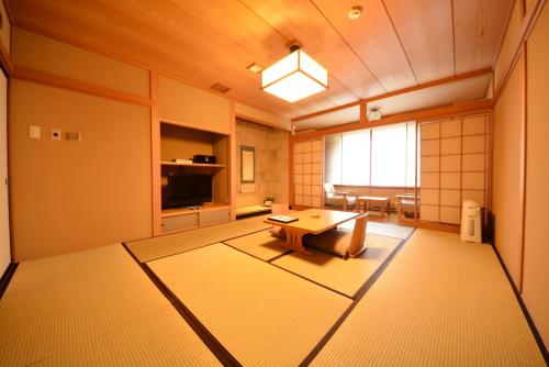 Suizantei Club Jozankei-Adults Only - Key Points