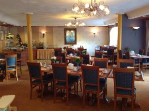 SuyderSee Hotel - About Your Stay