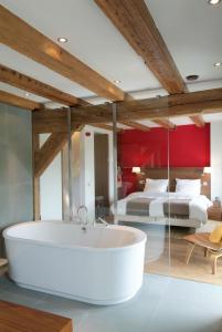 Texel Suites - About Your Stay