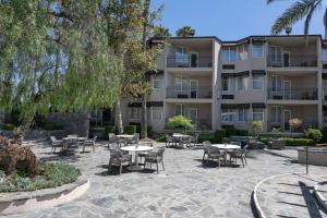 The Belamar Hotel Manhattan Beach, Tapestry by Hilton - About Your Stay