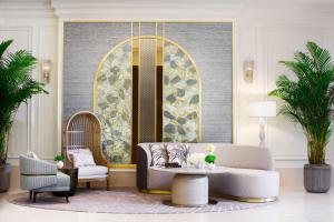 The Ritz-Carlton Naples - About Your Stay