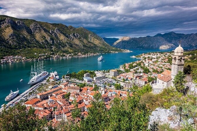 Transfer From Tivat Airport to Kotor Old Town - Vehicle Accessibility and Accommodations