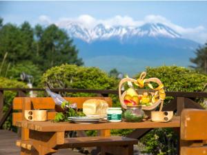 Tsutaya Tokinoyado Kazari - Key Points