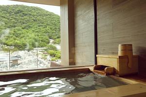 Unzen Kyushu Hotel - Key Points