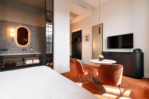Van Der Valk Theaterhotel De Oranjerie - About Your Stay