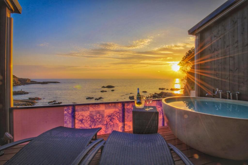 XYZ Private Spa and Seaside Resort - Key Points