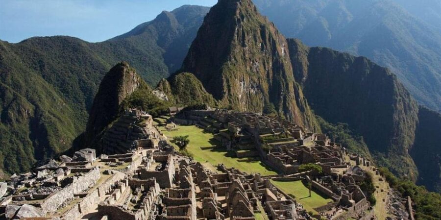 1 Day: Machupicchu and Huaynapicchu Mountain Tour