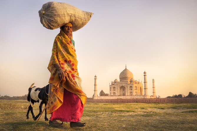1 Day Private Tour of Agra – Taj Mahal & More