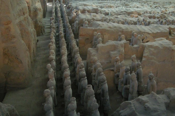 1-Day Xian Layover Tour: Terracotta Army With Round Airport Transfers(Xiy)