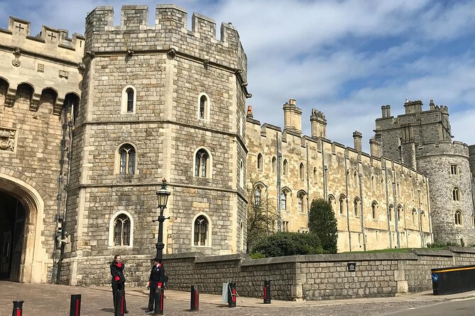 1,000 Years of Royal History From Windsor to Eton: a Self-Guided Audio Tour
