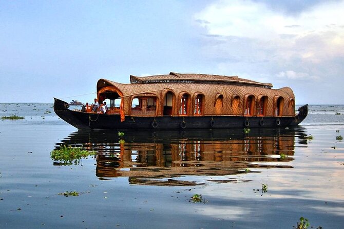 15 Days Private Tour in North India Mumbai and Kerala