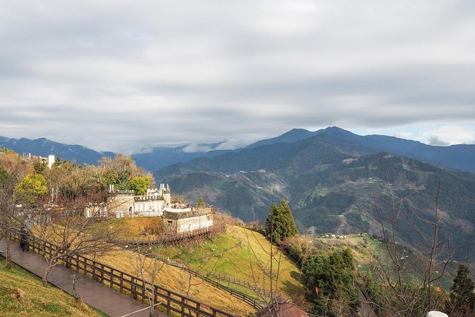 1D Tour to Cingjing Farm From Taichung