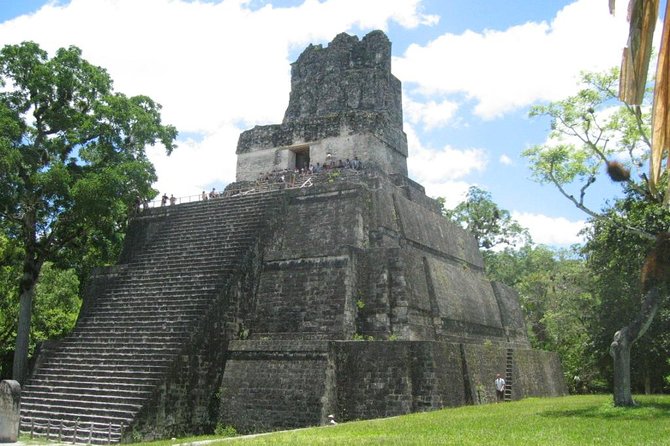 2-Day Mayan Ruins Tour of Tikal and Yaxha From Flores