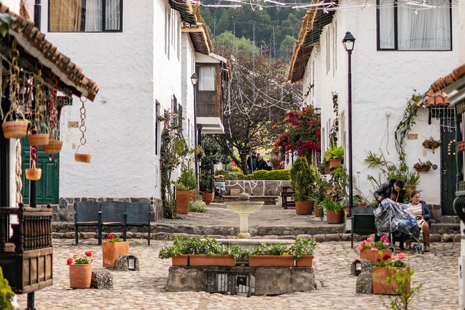2-Day Tour of Salt Cathedral of Zipaquira and Villa De Leyva - Exploring the Salt Cathedral of Zipaquira
