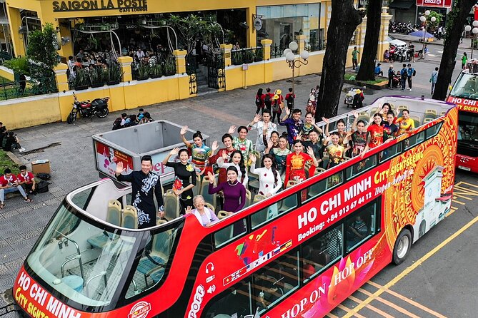 2-days Tour: Cu Chi Tunnels and 24H Hop-on, Hop-off Bus