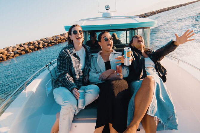 2 Hour Private Luxury Speedboat in Mission Bay