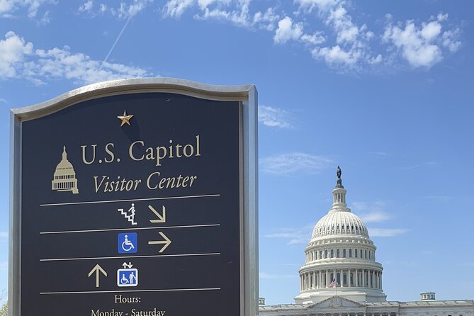 2 Hours Book Store Tour in Capitol Hill