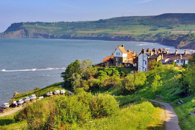 3-Day Yorkshire Dales and Peak District Small-Group Tour From Manchester