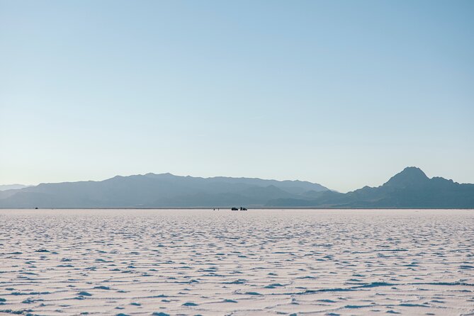 3 Days Private Tour in Uyuni Salt Flats and Colored Lagoon